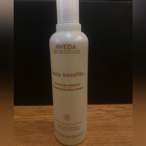 New agenda - scalp benefits balancing shampoo